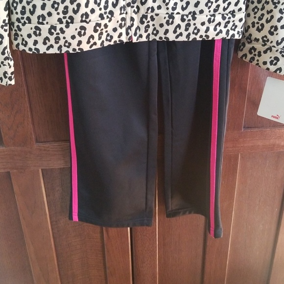 Brand new girls Puma track suit - Picture 4 of 4